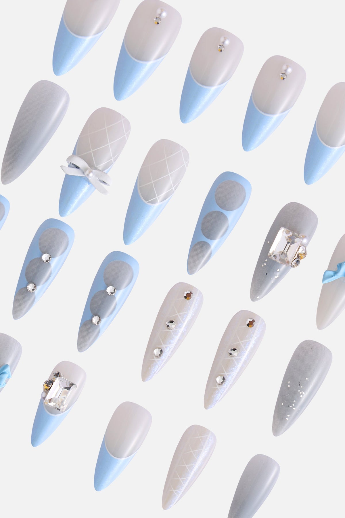 BABY BLUE BOWS - PRESS-ON NAILS